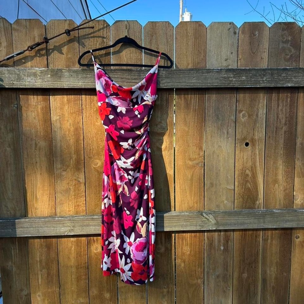 Ruby size small 90s/2000s Y2K RomCom Style Midi spring summer date